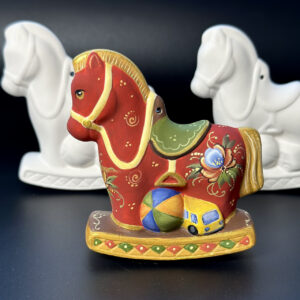 Красная огненная лошадь